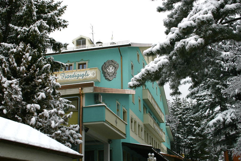 Hotel Fiordigigli Л'Аквіла Екстер'єр фото